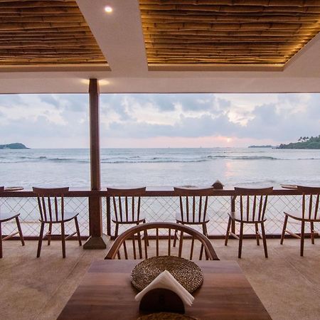 Azuri Bay Hotel Galle Exterior photo