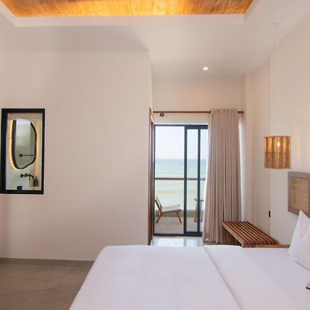 Azuri Bay Hotel Galle Exterior photo